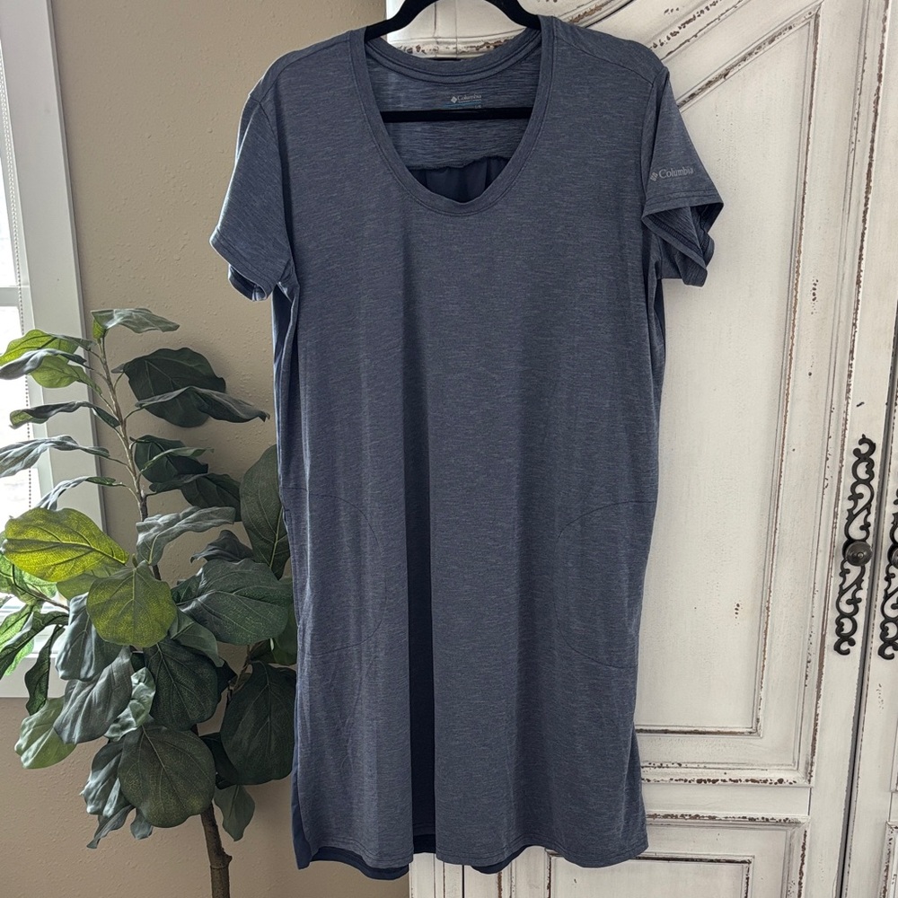 Columbia Women's Shirt Dress UPF 30
Omni-Wick with Pockets Stretch-Large-blue